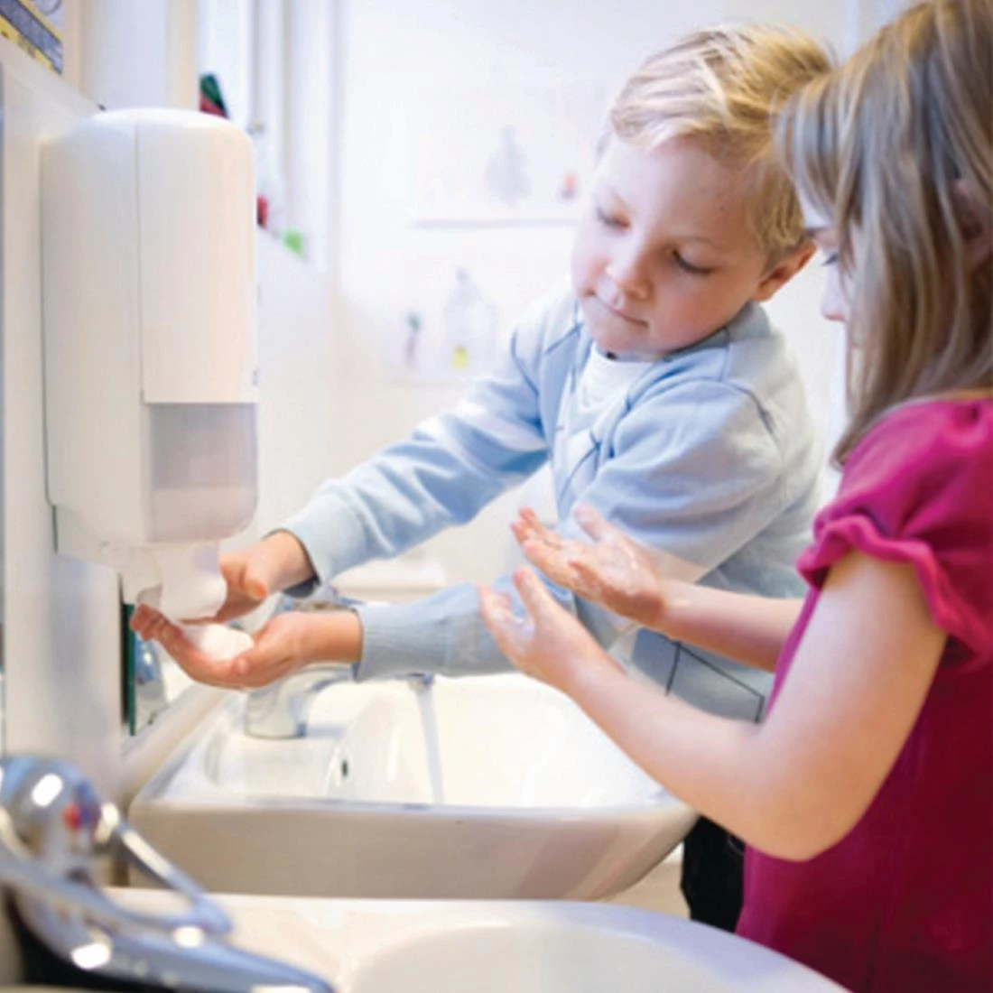 Wholesale ๐ Tork Perfumed Luxury Soft Foam Hand Soap 1Ltr (6 Pack) ๐ 7 Wholesale ๐ Tork Perfumed Luxury Soft Foam Hand Soap 1Ltr (6 Pack) ๐ - Image 7