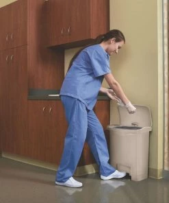 Brand new ⭐ Rubbermaid Slim Jim Step On Front Pedal Beige 30Ltr 🔔 -Cleaning & Janitorial Supplies Shop gl021 steponfrontpedalbeige30