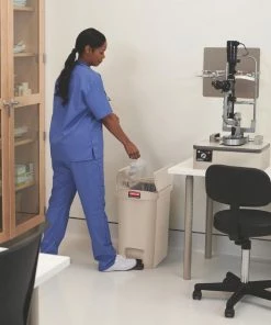 Best deal 🛒 Rubbermaid Slim Jim End Step On Pedal Bin Beige 30Ltr 🛒 9 Best deal 🛒 Rubbermaid Slim Jim End Step On Pedal Bin Beige 30Ltr 🛒 -Cleaning & Janitorial Supplies Shop gl024 endsteppedalbeige303