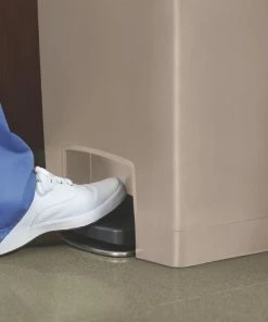 Cheap 💯 Rubbermaid Slim Jim Step On Front Pedal Beige 50Ltr 😀 12 Cheap 💯 Rubbermaid Slim Jim Step On Front Pedal Beige 50Ltr 😀 -Cleaning & Janitorial Supplies Shop gl027 steponfrontpedalbeige502